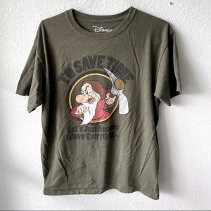 Disney T -Shirt ⛄️2/$15